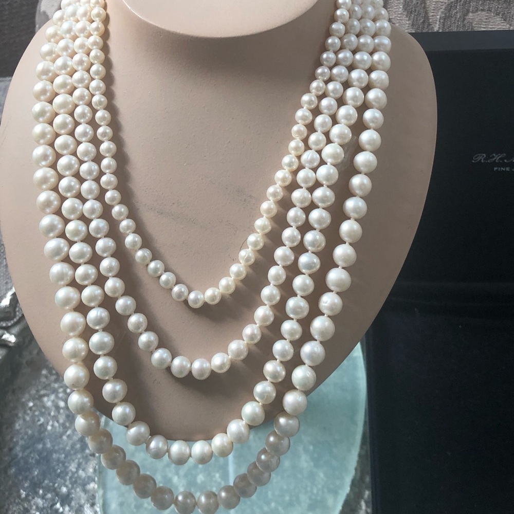 Belle de Mer Cultured Freshwater
Pearl Four-Row Strand Necklace
